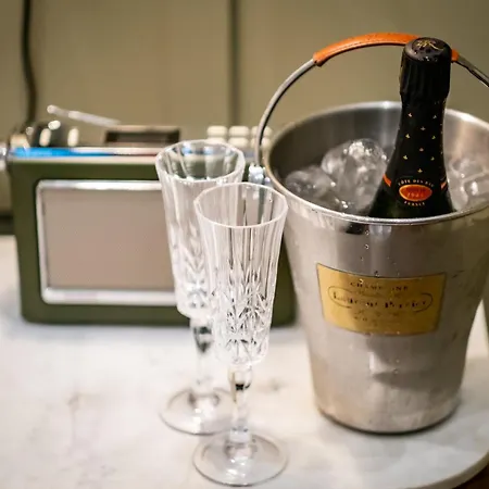 The White House Hotel Bowness-on-Windermere Exterior photo Champagne in a champagne bucket
